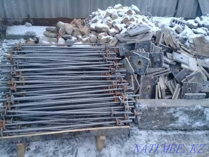 Продам тайроты в комплекте с гайками Астана - изображение 1