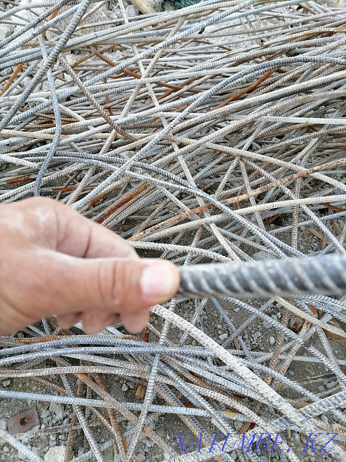 Арматура диаметр 16. Цена за кг 250тенге! В наличие есть около 10тон Атырау - изображение 3