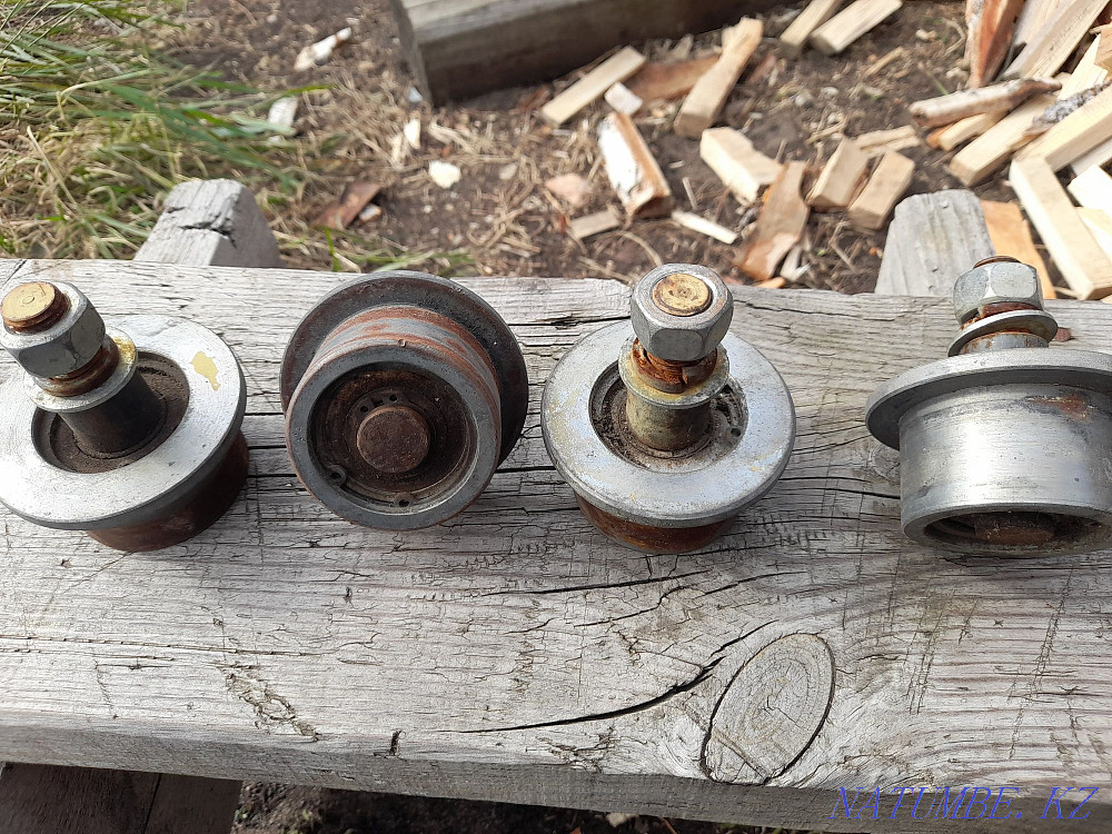 I will sell rollers for gate 4 pieces. Diameter 60 mm. In great condition Petropavlovsk - photo 4