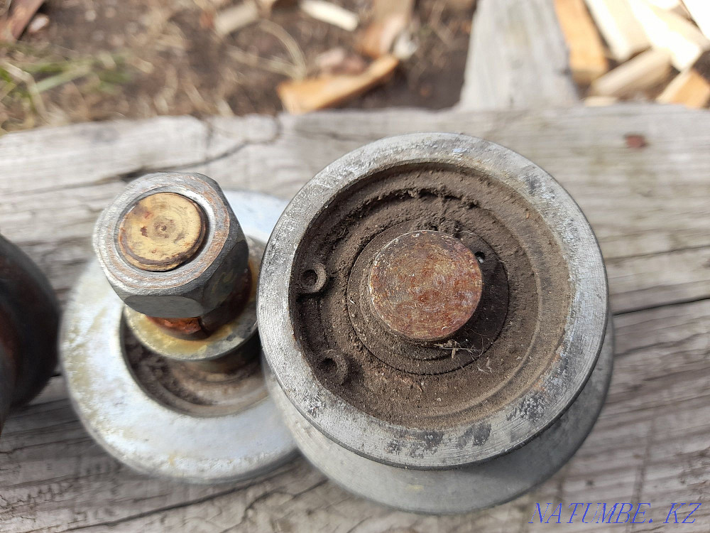 I will sell rollers for gate 4 pieces. Diameter 60 mm. In great condition Petropavlovsk - photo 2