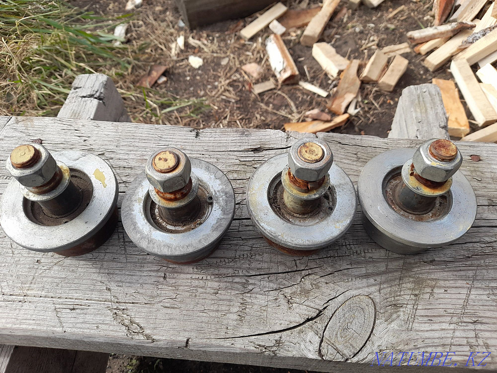 I will sell rollers for gate 4 pieces. Diameter 60 mm. In great condition Petropavlovsk - photo 3