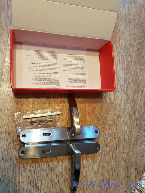 Door handle on plank, Poland Almaty - photo 3