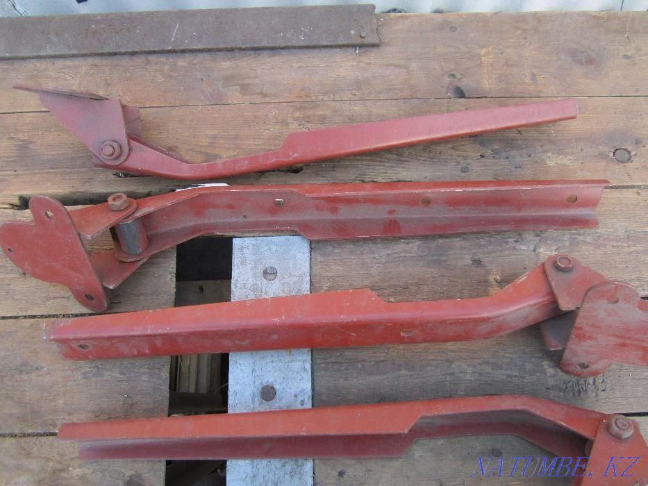 Hinge for swing gates (USSR) - 2,000 tenge. Karagandy - photo 1