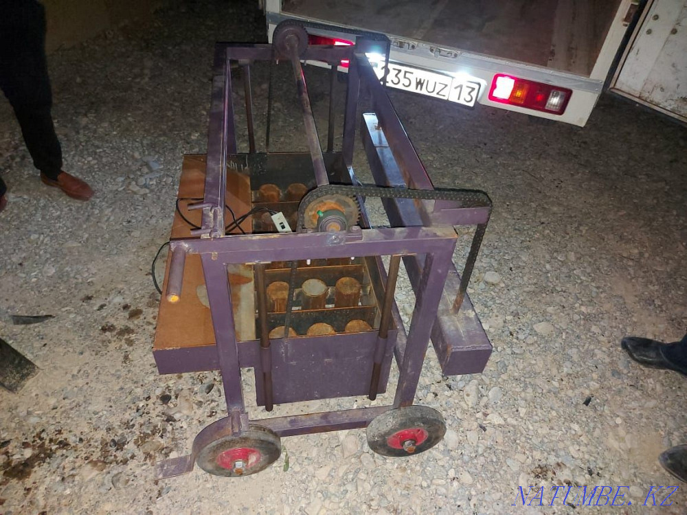 Шлакаблок шыгаратын станок срочно сатылым  - изображение 1