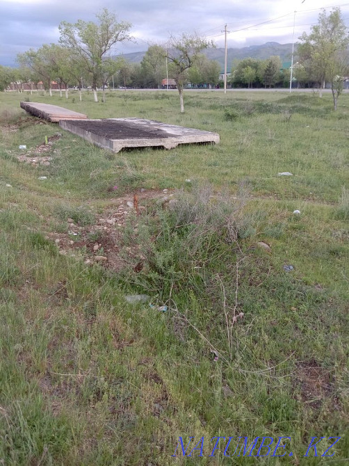 concrete block slab  - photo 1