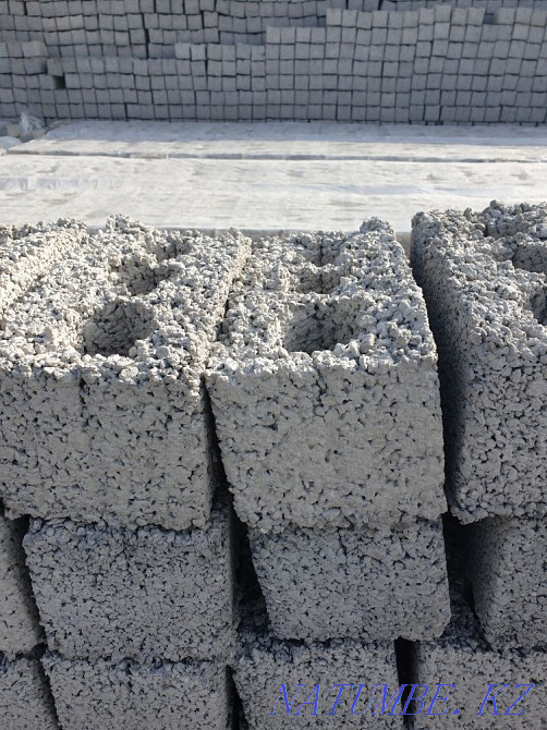Construction cinder block Turkestan - photo 2