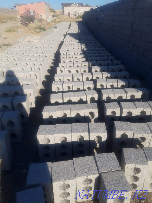 Cinder block Building Prestelgen Turkistan Action Brick Turkestan - photo 4