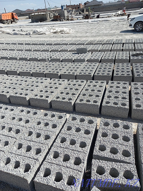 Акция шлакоблок строительный Шымкент - изображение 1