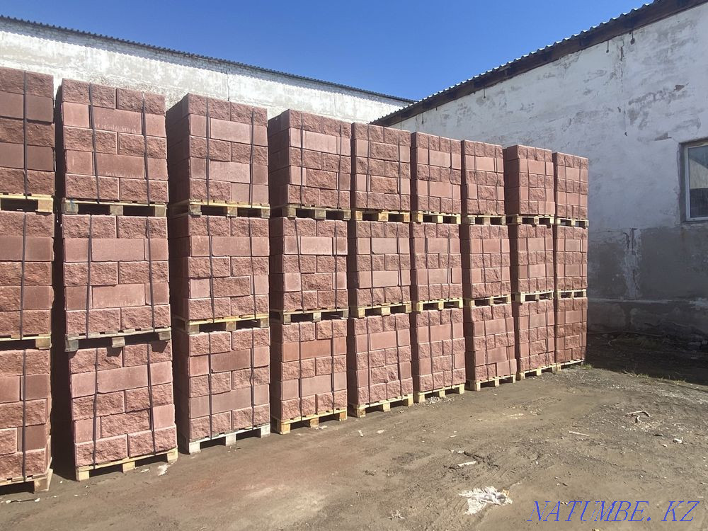 Пескоблок, рваный пескоблок, накрывочные элементы от производителя Астана - изображение 1