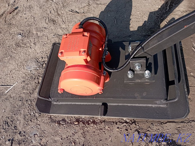 Vibratory plate electric rammer soil compaction Semey - photo 6