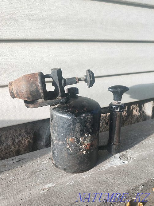 Мен кеңестік үрлейтін шамды сатамын.  отбасы  - изображение 1