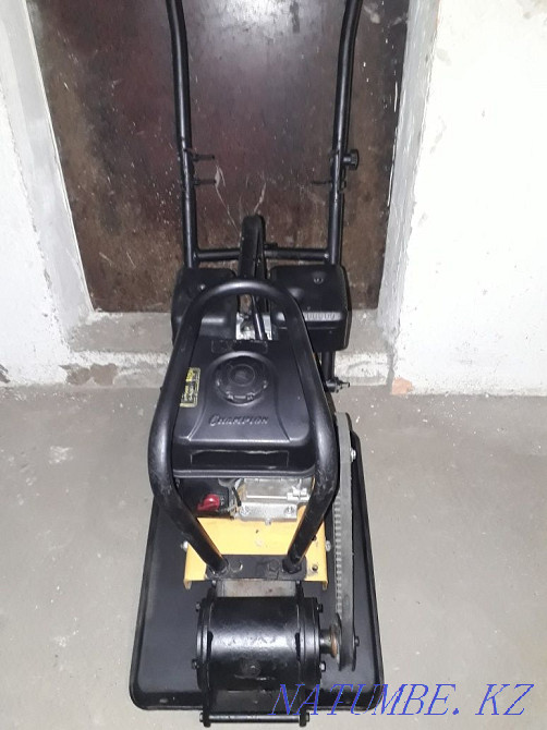 I will sell a vibrating plate Astana - photo 2