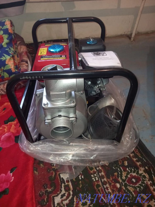 Продам новый мотопомпа Уральск - изображение 1