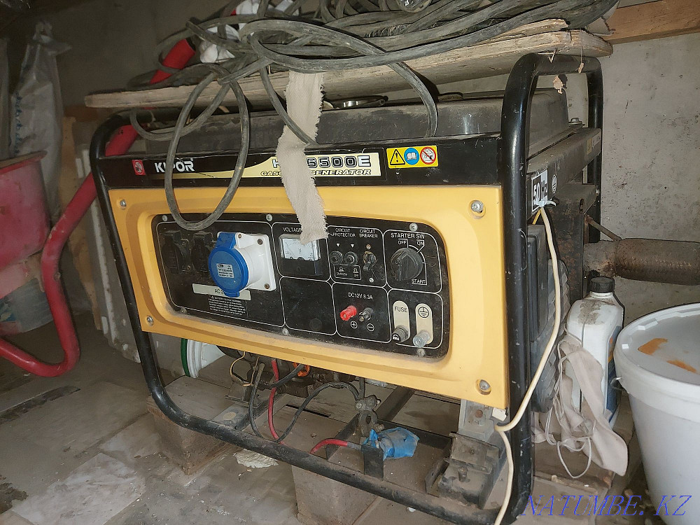 Gasoline generator  - photo 1