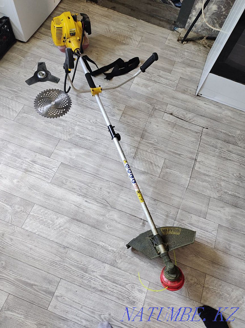 Trimmer for sale cheap  - photo 3