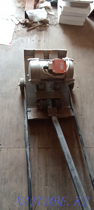 Vibrating plate 220volt  - photo 2