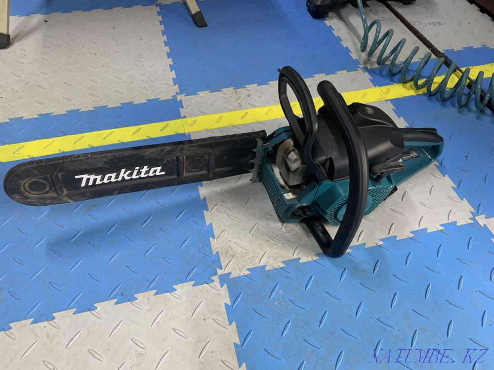 Бензопила Makita Есик - изображение 1