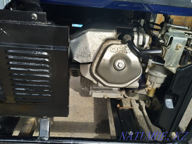 Gasoline generator with ATS 6.5 kW Almaty - photo 3