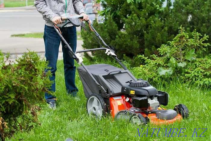 Lawn mower Trimmer Motokosa Benzokos daily lawn grass Almaty - photo 1