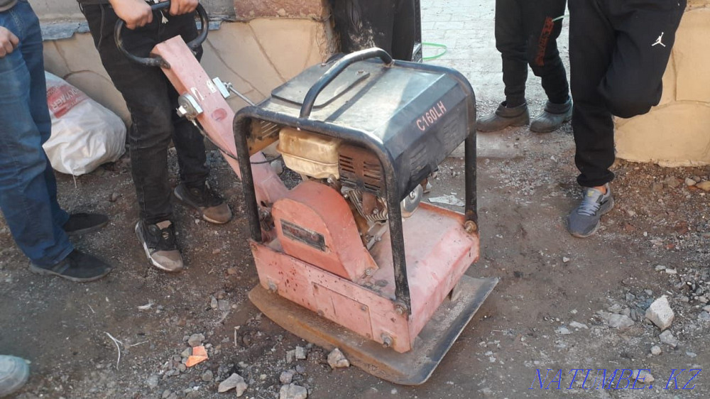 Виброплита трамбовка алтеко C 160 LH продам Караганда - изображение 3