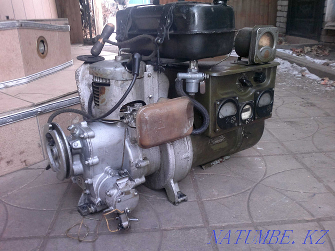 Gasoline generator  - photo 2