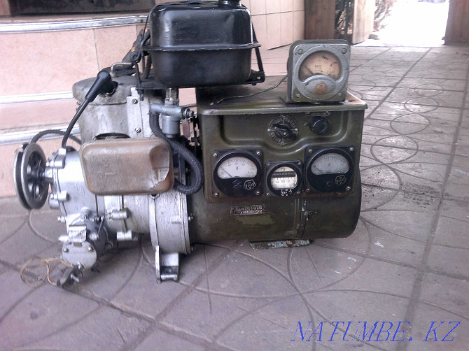 Gasoline generator  - photo 1