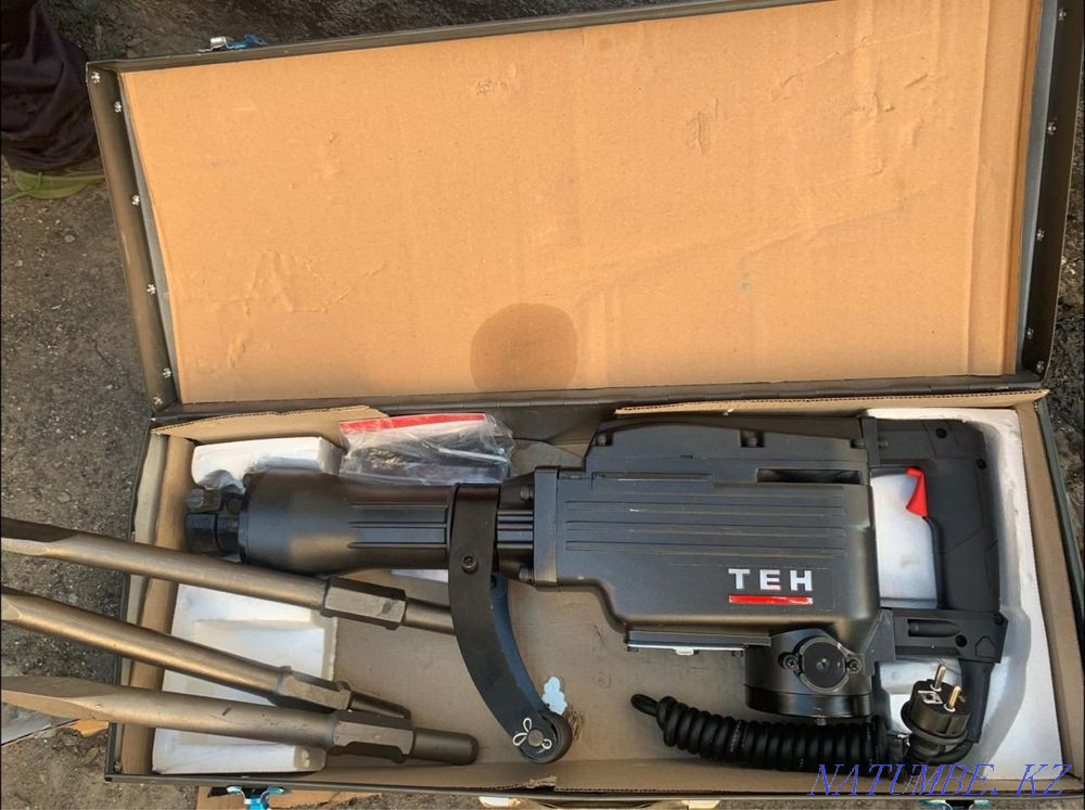 Chipper, moto pump, generator engine  - photo 4