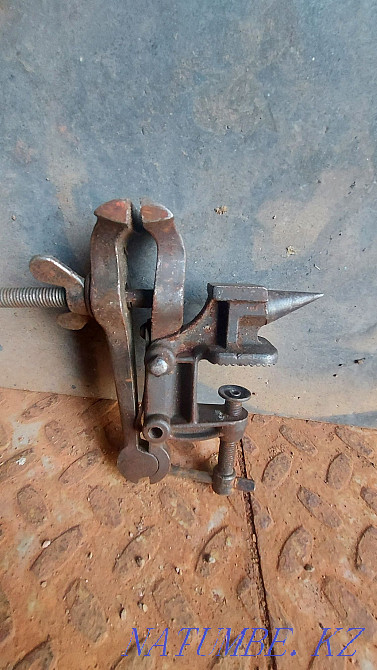 Продам тисы и тиски СССР Алматы - изображение 6