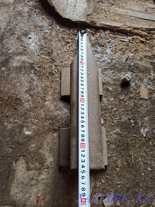 Наковальня из рельсы. Темиртау - изображение 3