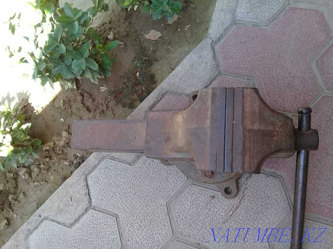 Vise metalwork USSR Shymkent - photo 3