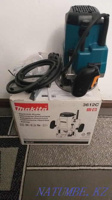 Guide ruler for plunge-cut saw Makita SP6000 3m Almaty - photo 2