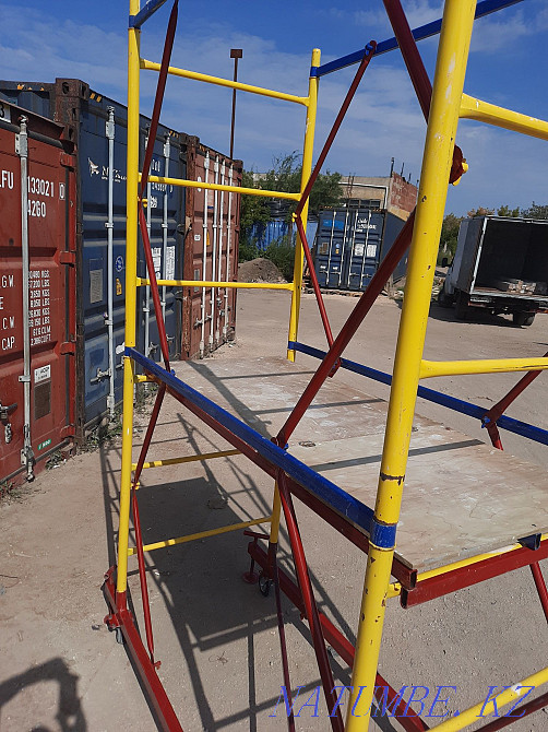 Tower 0.7 by 1.6, scaffolding with wheels Almaty - photo 4