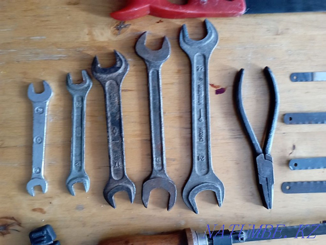 Sell hacksaw, axe, keys, pliers Astana - photo 4