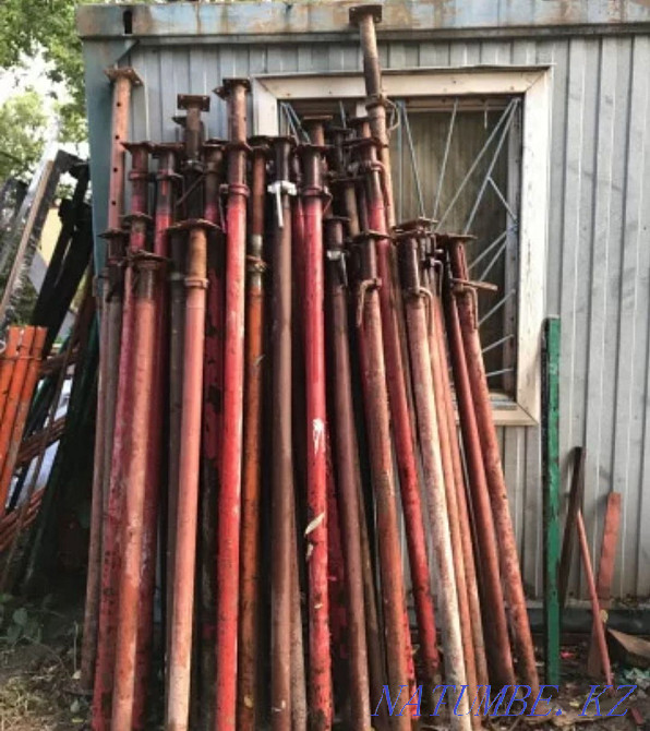 Construction jack  - photo 1