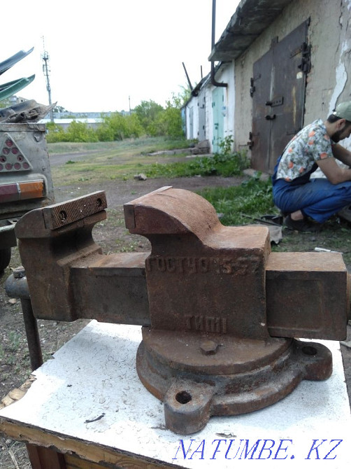 For sale locksmith vise Чапаево - photo 2