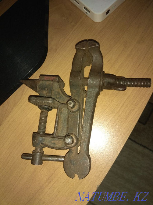 Тиски ювелирные СССР. Талгар - изображение 1