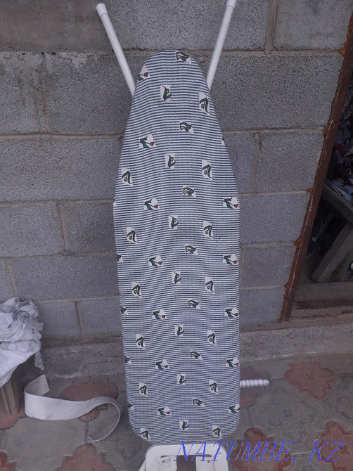 Ironing board  - photo 3