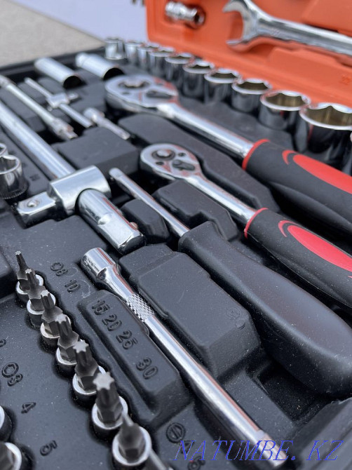 Delivery! Tool Set Set of Keys in a Suitcase Buy at Karag Karagandy - photo 4