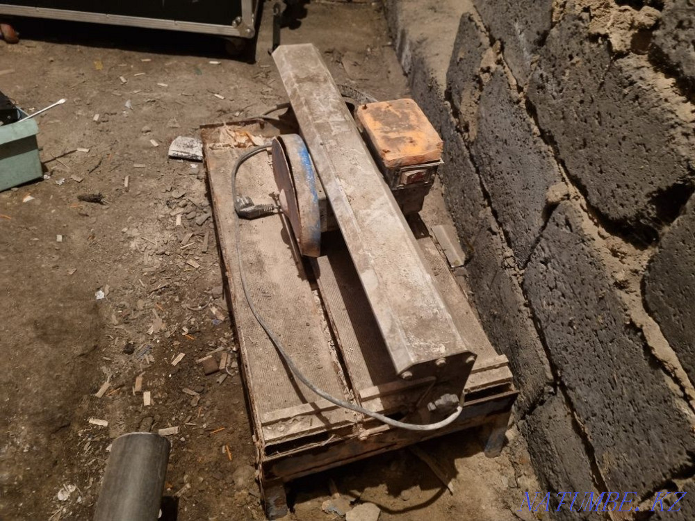 Строительный инструмент Кафеларезка кафель Караганда - изображение 2