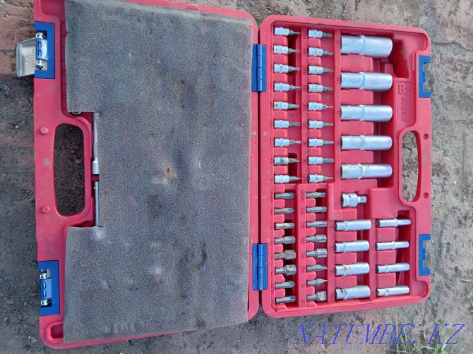 Selling a set of tools  - photo 2