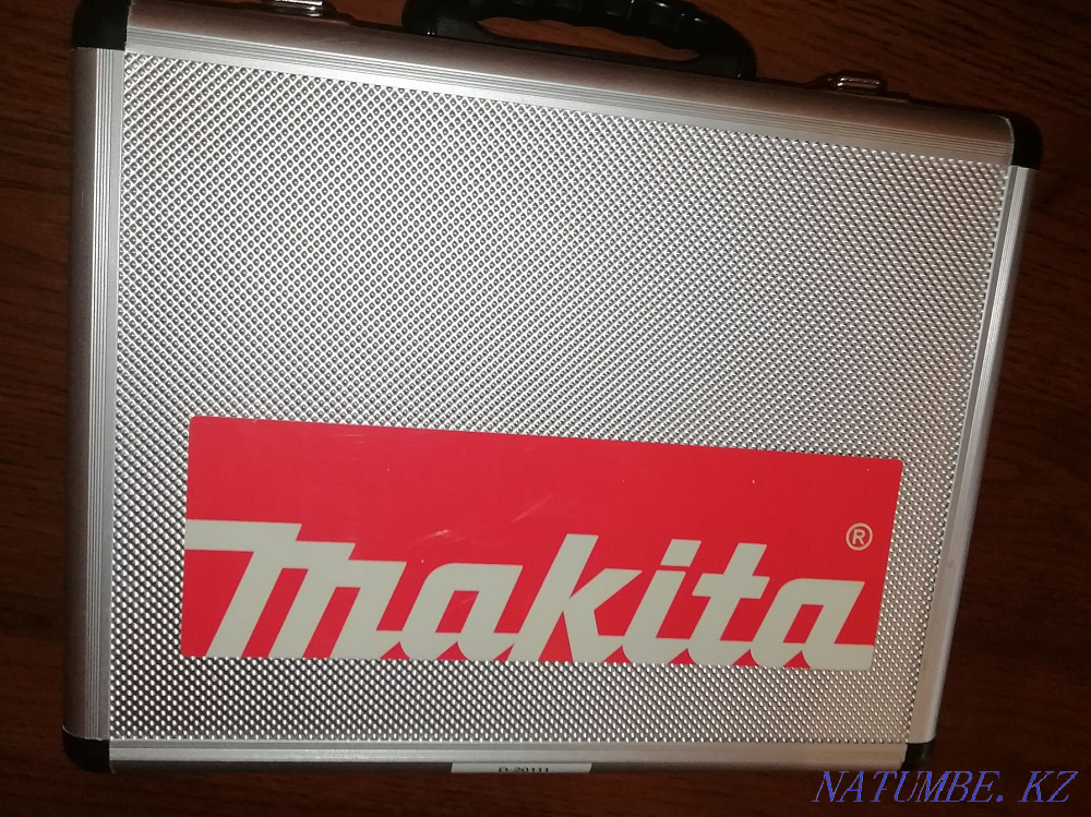 Selling a set of drills. In a case. Makita. Almaty - photo 4