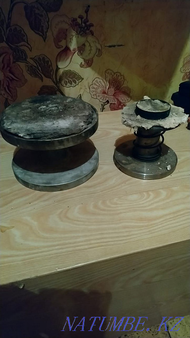 Ювелирны столик крутящийся Нуркен - изображение 1