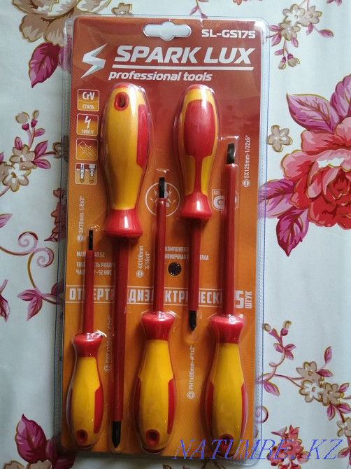 Инструменты, набор отвёрток Костанай - изображение 1