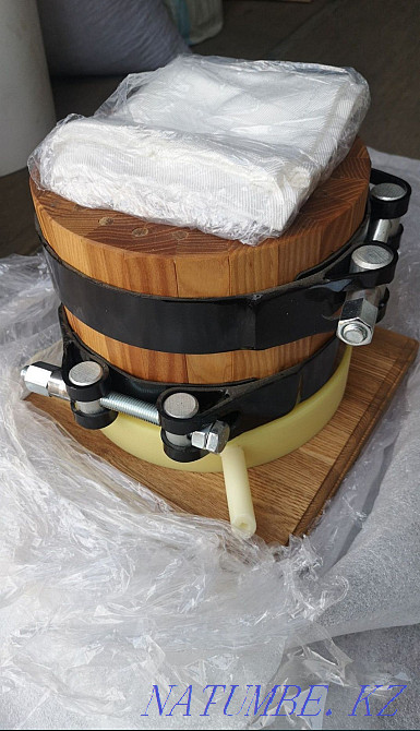 Oil press for cold pressing nuts and seeds Almaty - photo 3