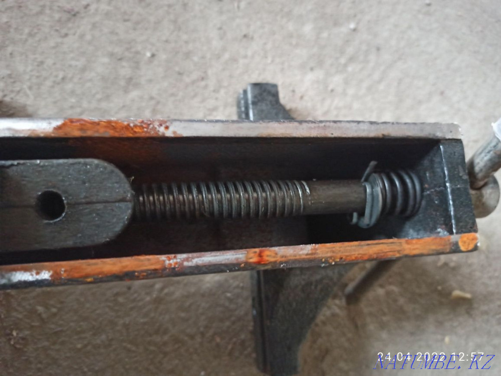 Тиски слесарные. Сатпаев - изображение 8