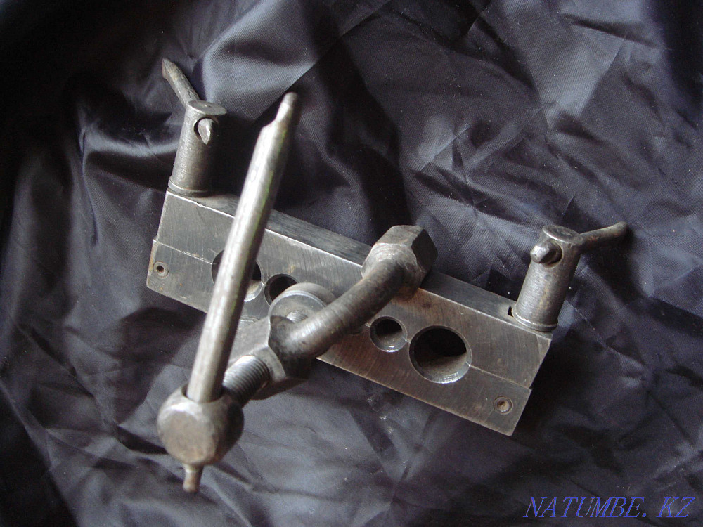 Valuable device Flaring machine made of black hardened steel Early USSR Almaty - photo 5