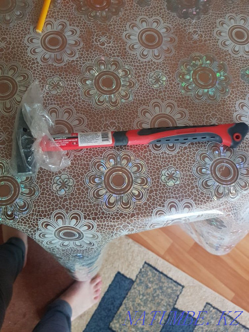 Hammer Matrix 100g. Fiberglass handle. Almaty - photo 1