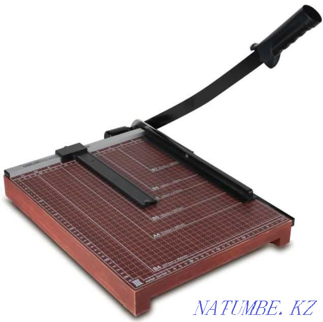Paper cutter 15*12 Deli 8003 wood reciprocating cutter A3 Almaty - photo 1