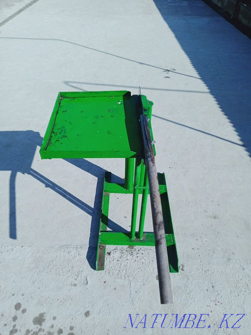 Сенорезка ручная. Ж?п тура?ыш. Жетысай - изображение 1