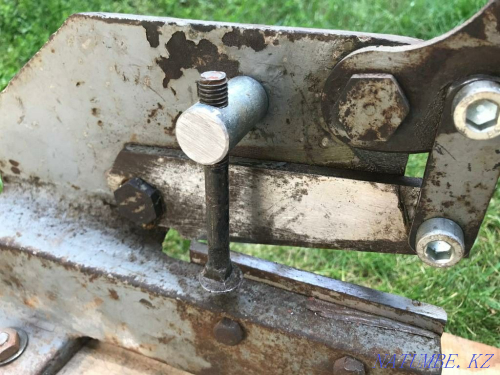Metal cutting. Manual guillotine Almaty - photo 1